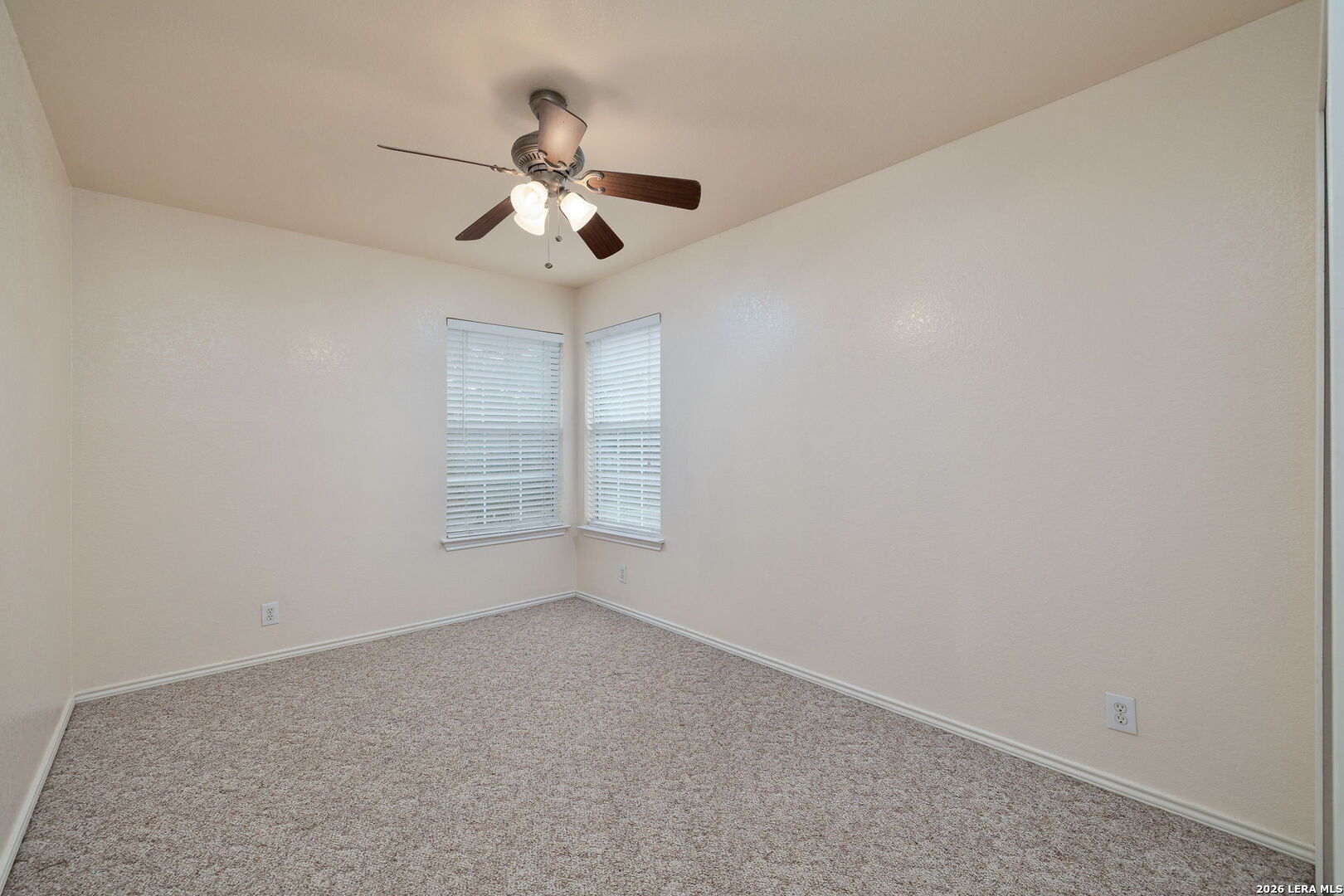 30 Pembroke Lane San Antonio TX 78240