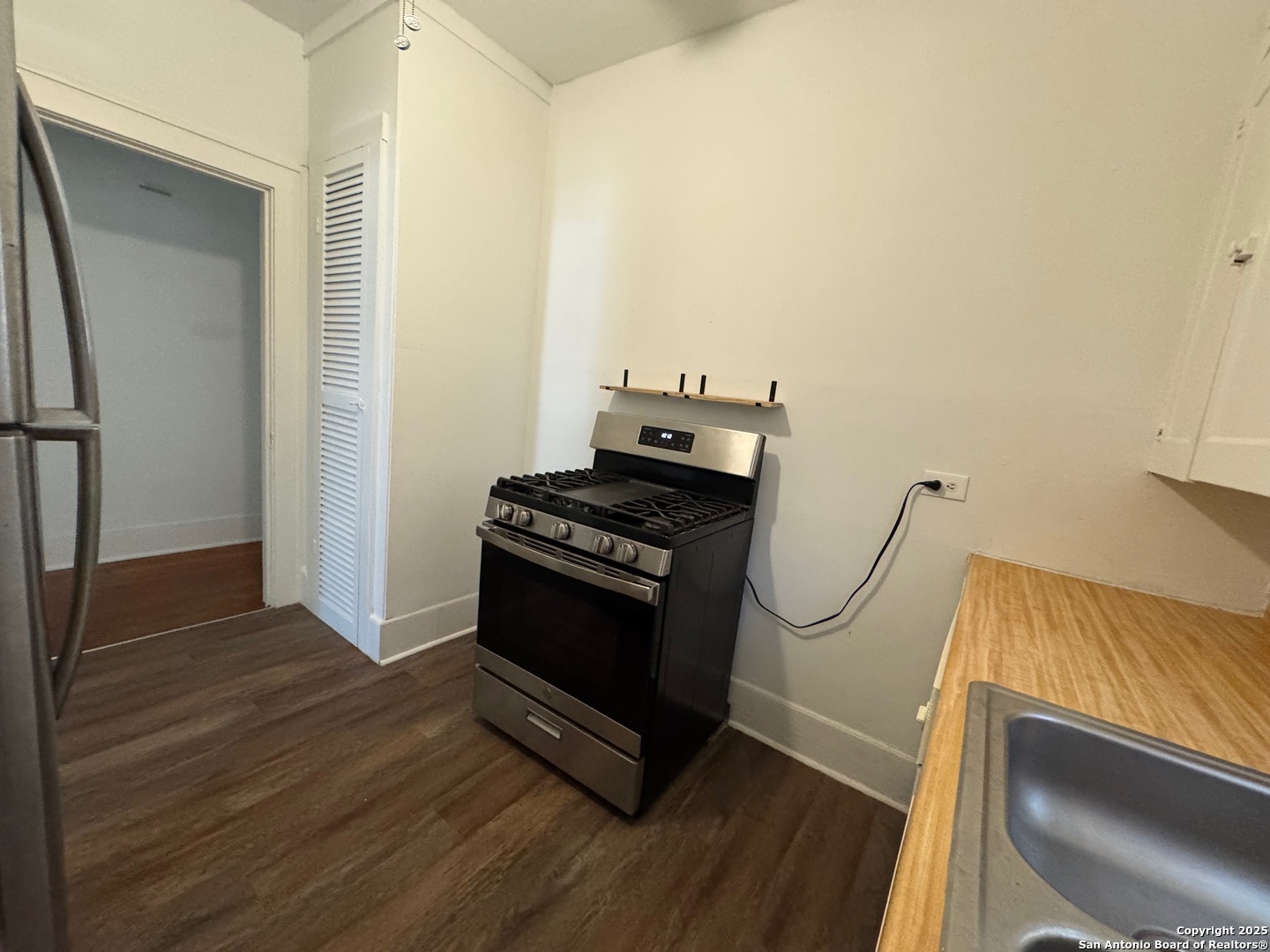 2014 W Mulberry Avenue San Antonio TX 78201