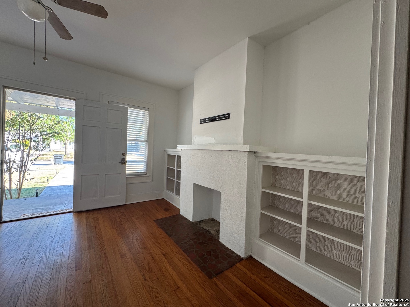 2014 W Mulberry Avenue San Antonio TX 78201