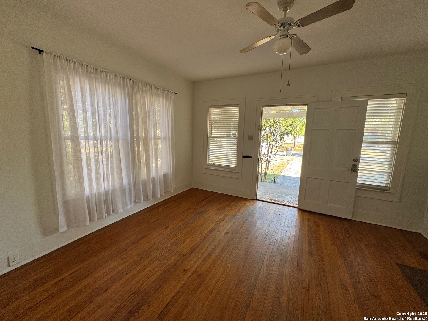 2014 W Mulberry Avenue San Antonio TX 78201