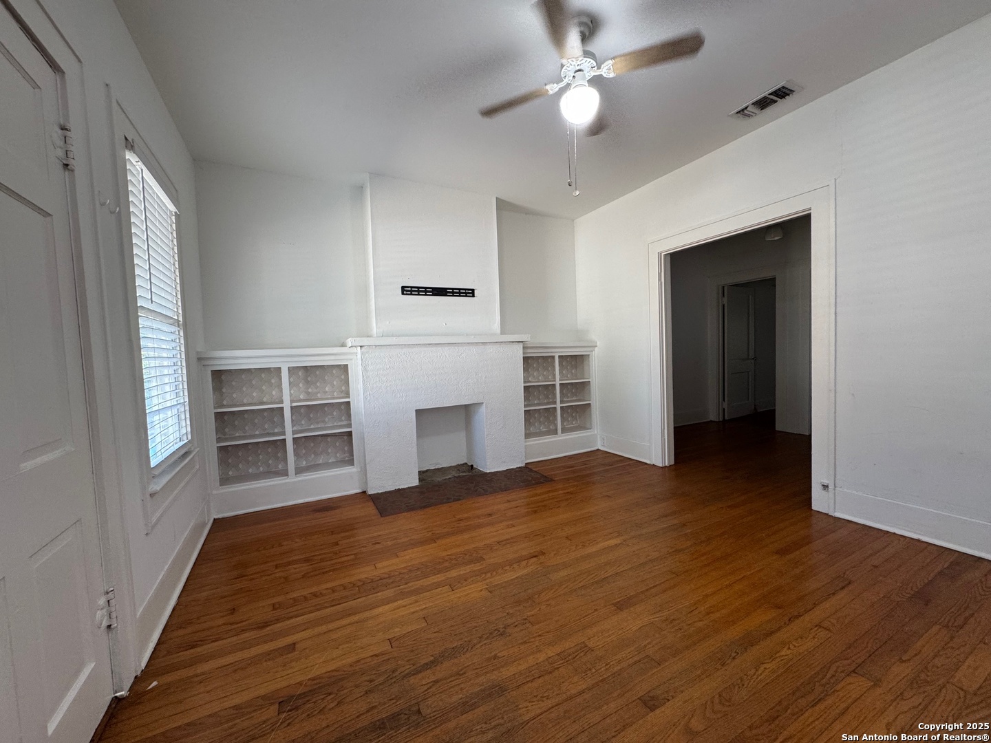 2014 W Mulberry Avenue San Antonio TX 78201