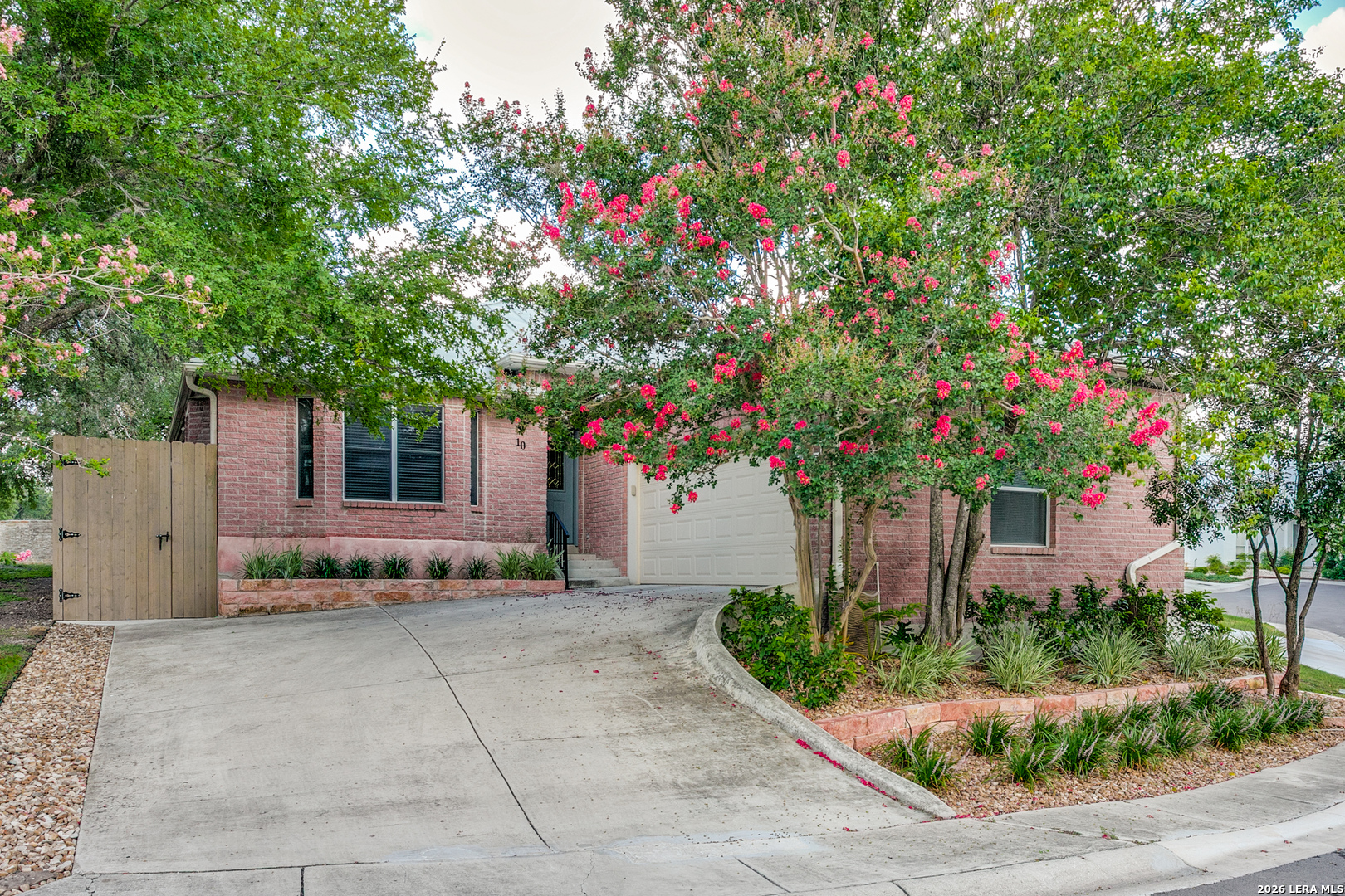 10 Oakwell Farms Parkway San Antonio TX 78218