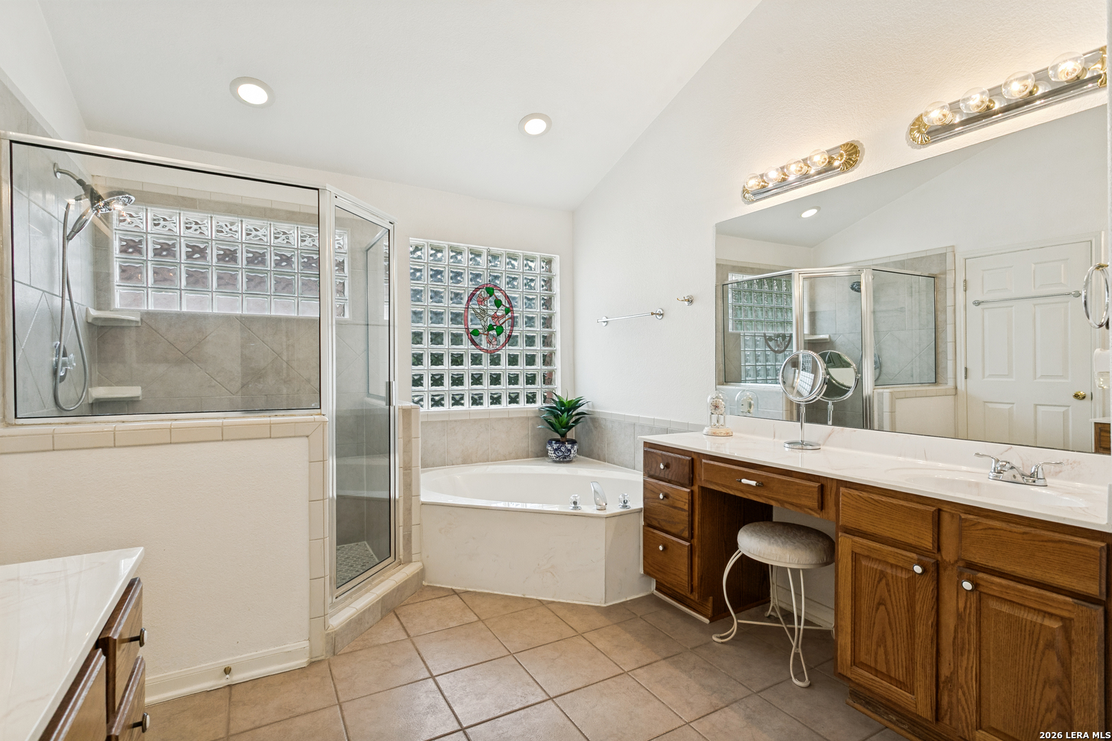 10 Oakwell Farms Parkway San Antonio TX 78218