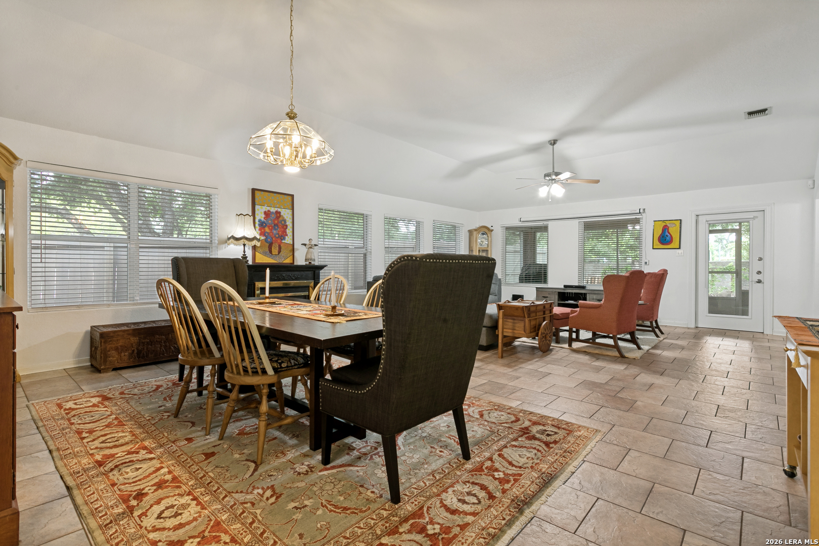 10 Oakwell Farms Parkway San Antonio TX 78218