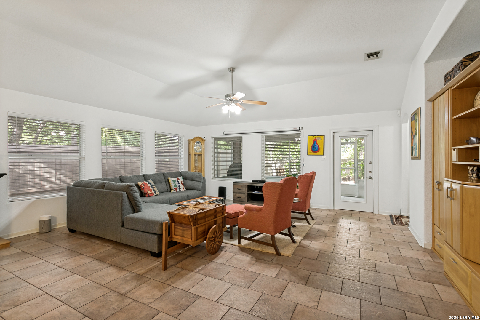 10 Oakwell Farms Parkway San Antonio TX 78218