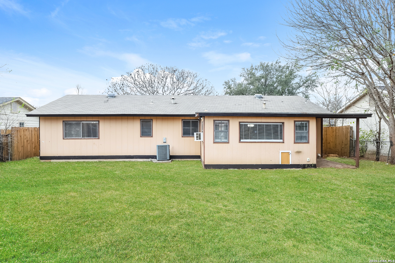 5930 Cliff Valley San Antonio TX 78250