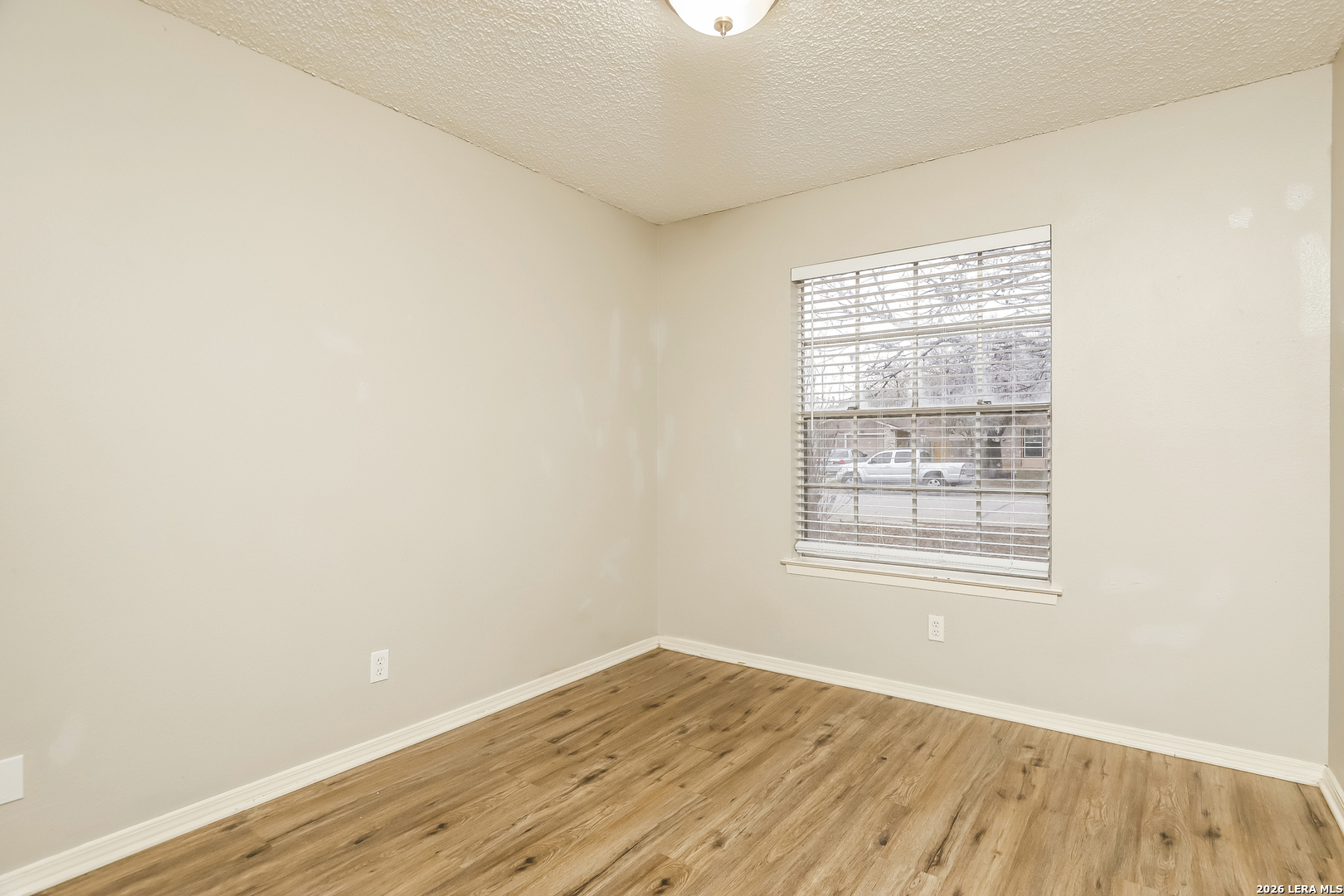 5930 Cliff Valley San Antonio TX 78250