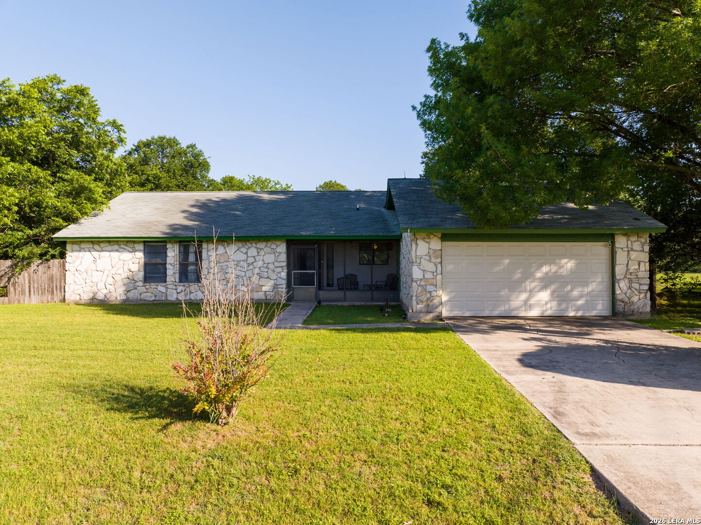 426 Spring River Drive Martindale TX 78655