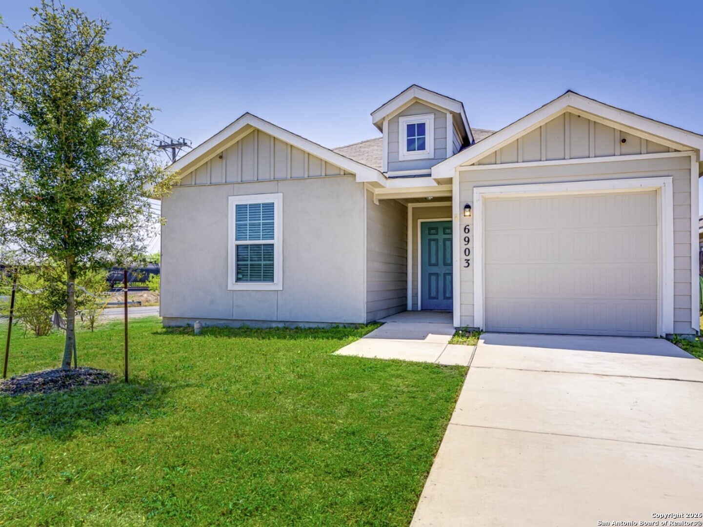 6903 Cozy Run San Antonio TX 78218