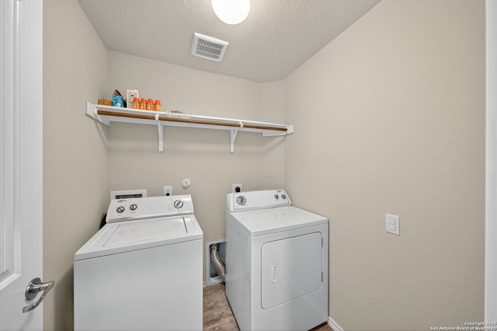 7115 Azalea Square San Antonio TX 78218