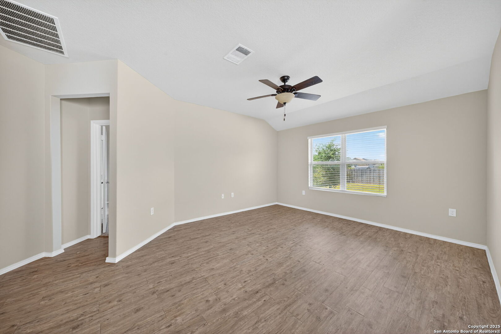 7115 Azalea Square San Antonio TX 78218