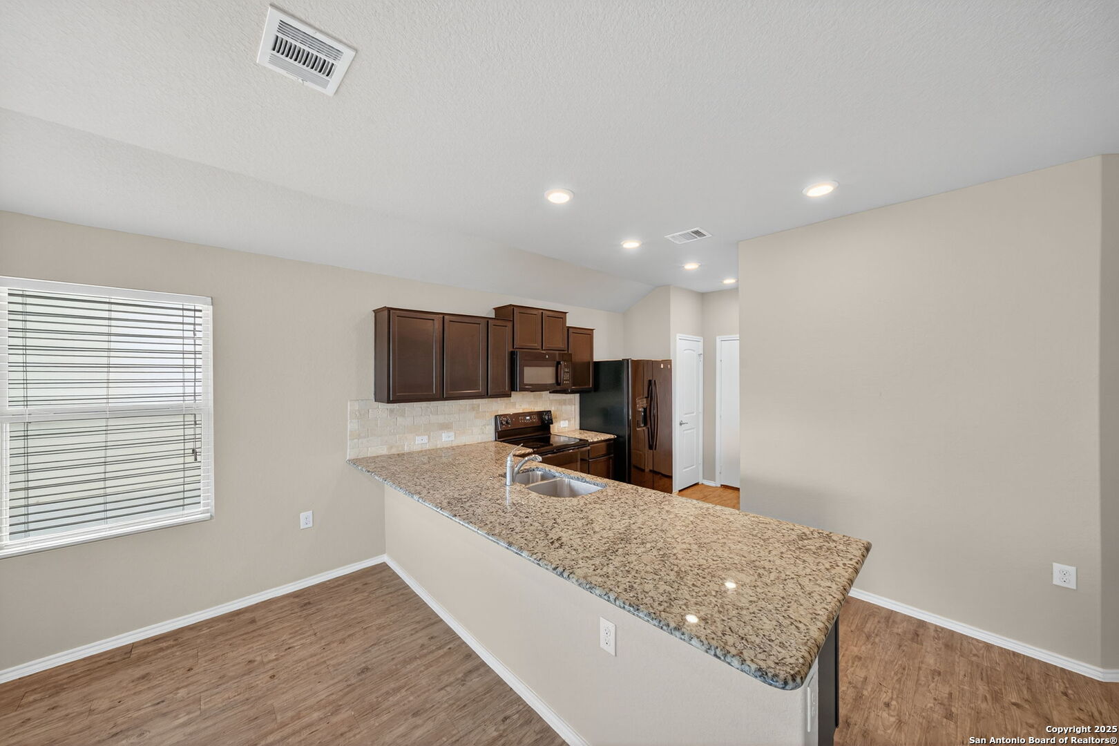 7115 Azalea Square San Antonio TX 78218