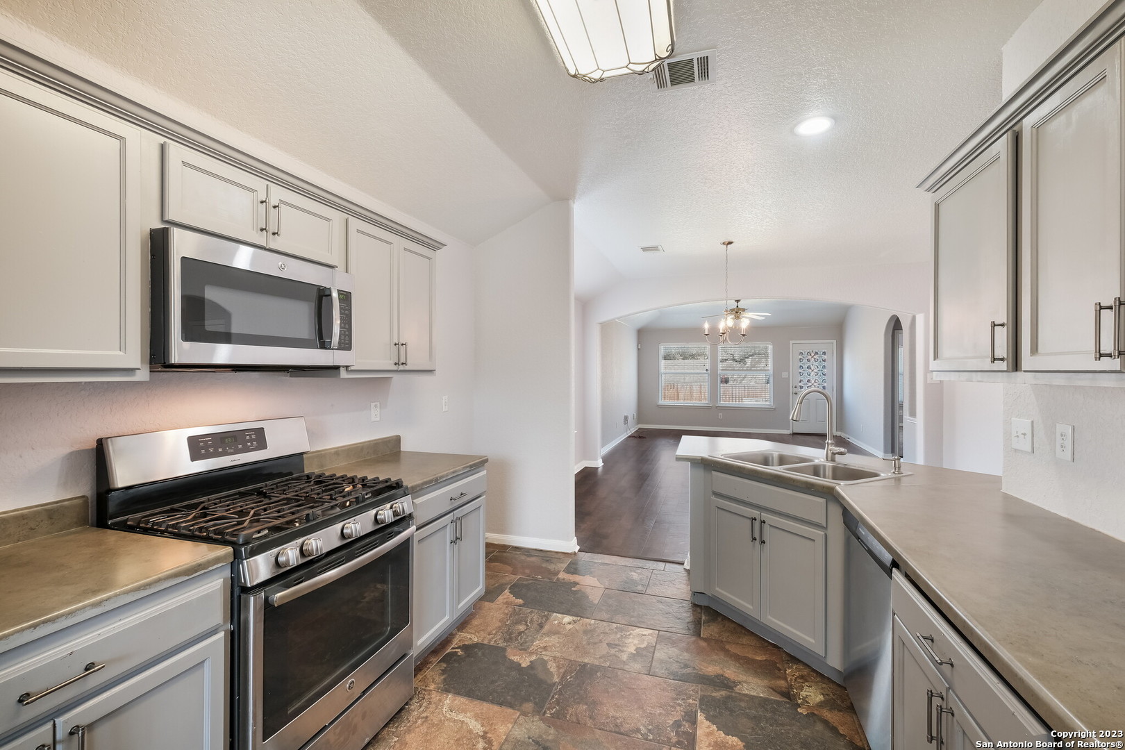 902 Siena View San Antonio TX 78253