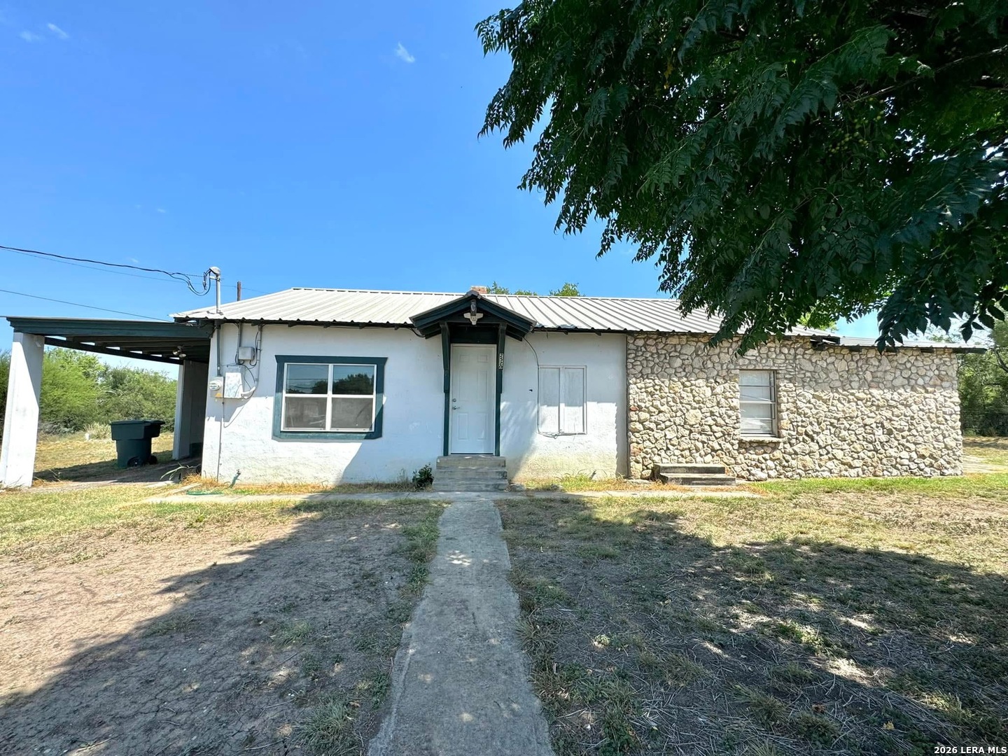 2520 Garner Field Road Uvalde TX 78801