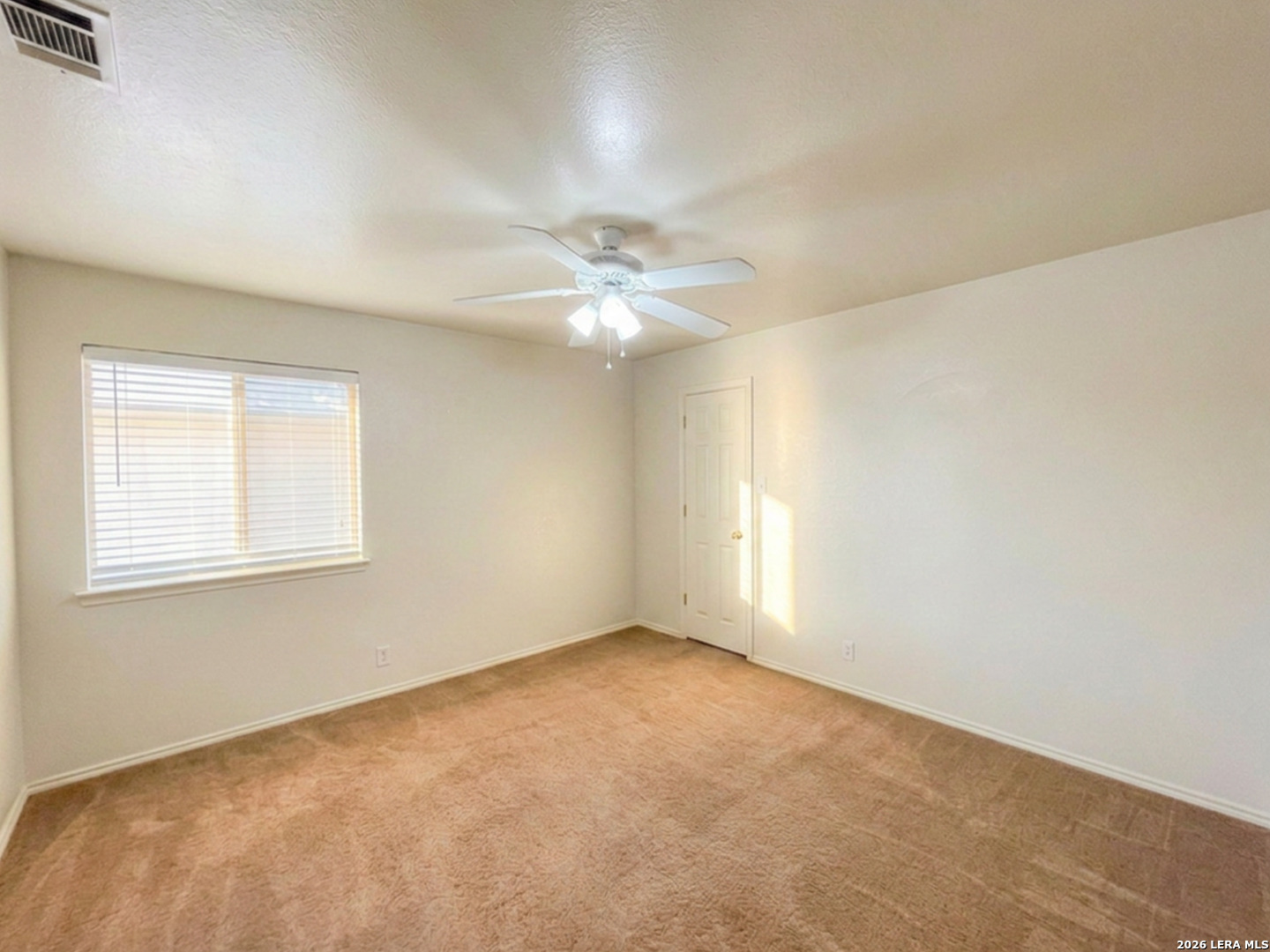 9023 Pinseeker Selma TX 78154