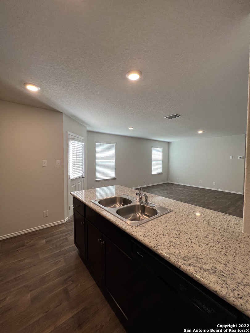 15315 Shortwing San Antonio TX 78253