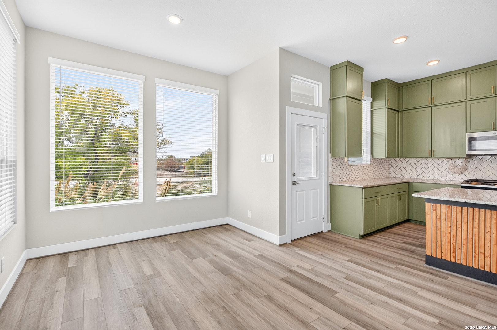 8851 Oakland San Antonio TX 78240