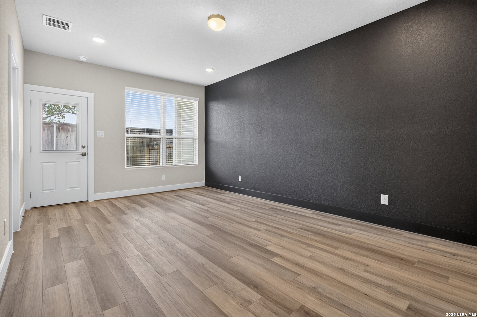 8851 Oakland San Antonio TX 78240