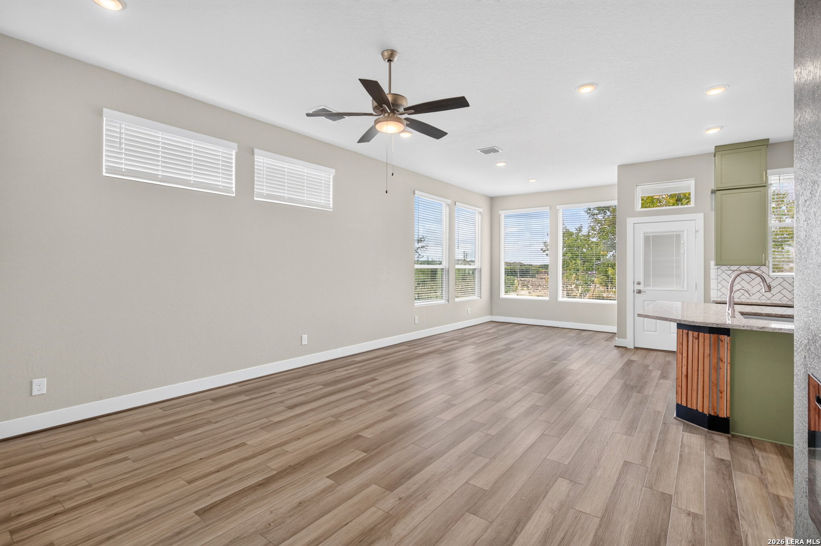 8851 Oakland San Antonio TX 78240