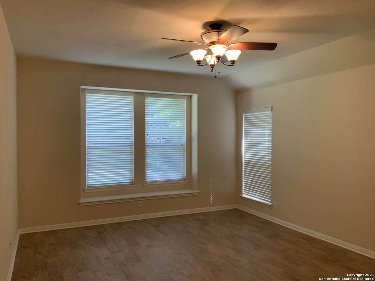 517 Thurber Drive Schertz TX 78154