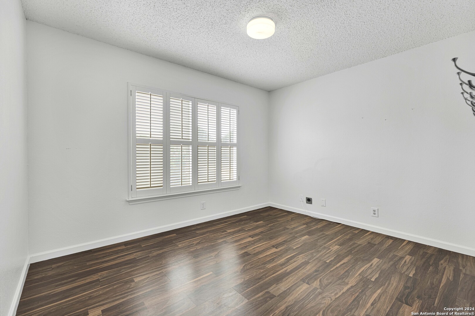9230 New Kenton San Antonio TX 78240