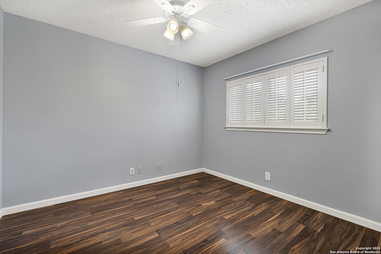9230 New Kenton San Antonio TX 78240