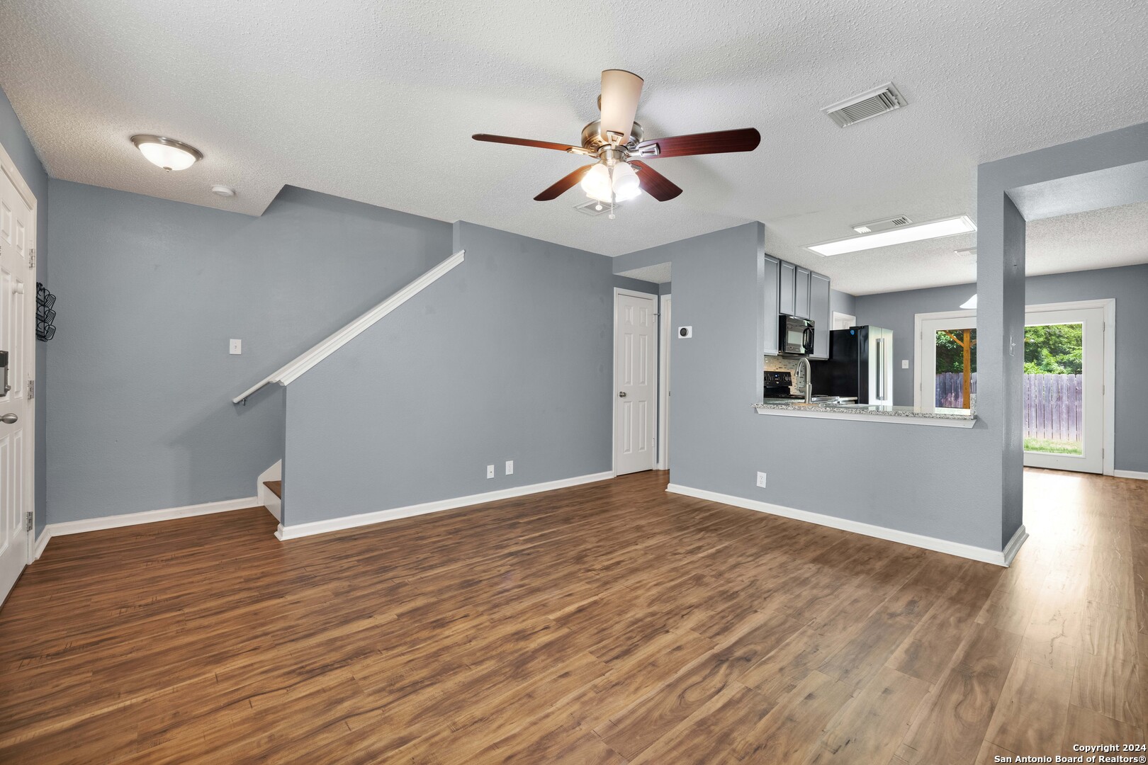9230 New Kenton San Antonio TX 78240
