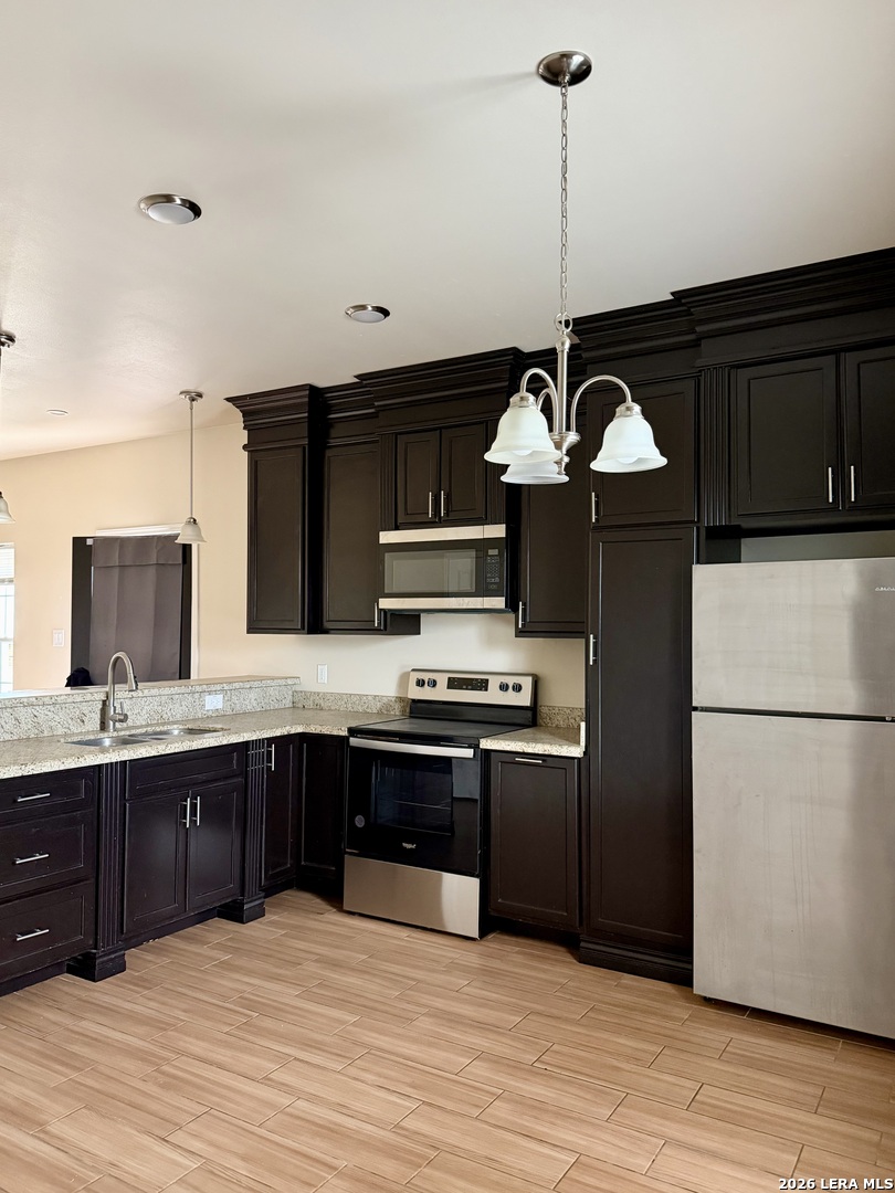 2668 Encino Park Eagle Pass TX 78852
