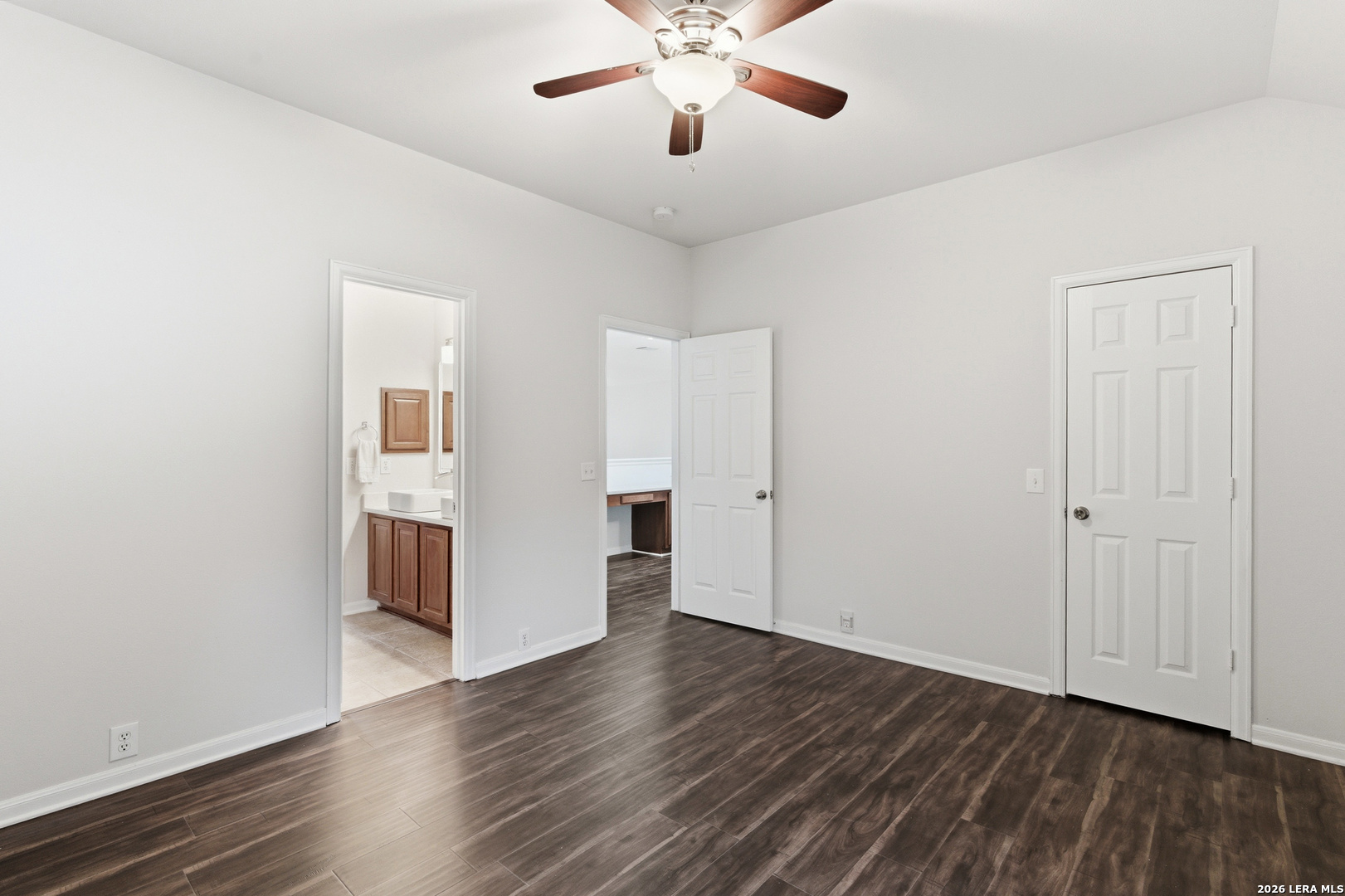 922 Desert Bluff San Antonio TX 78258