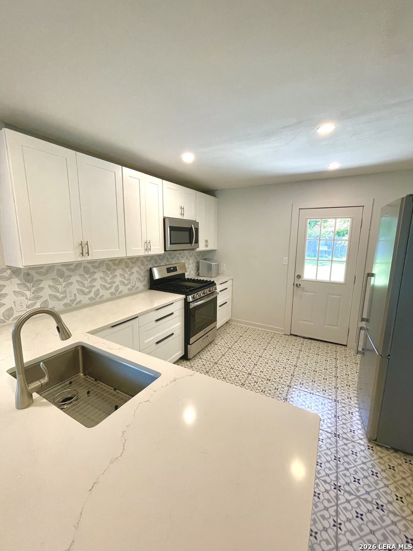403 Marquis Lane San Antonio TX 78216