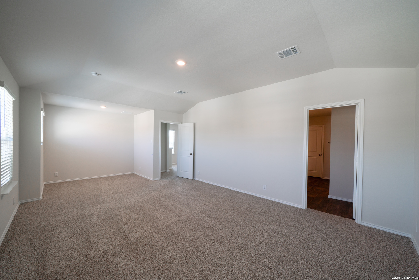 111 Sabine Gull San Antonio TX 78253