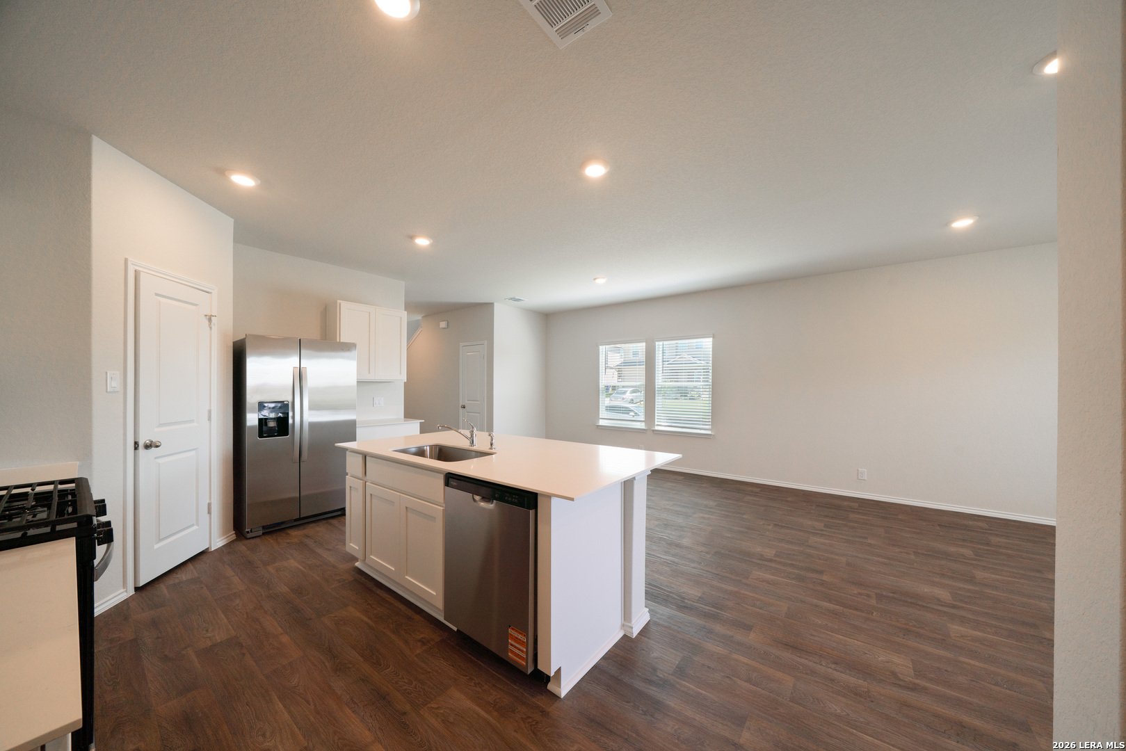 111 Sabine Gull San Antonio TX 78253