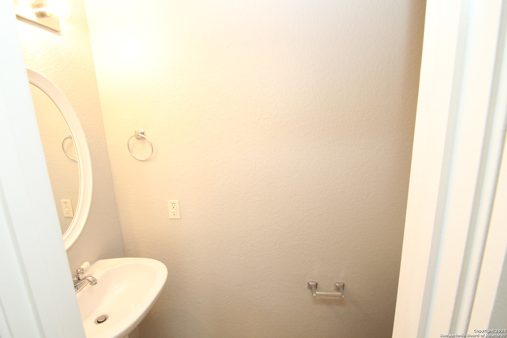3726 Krie Trail San Antonio TX 78245