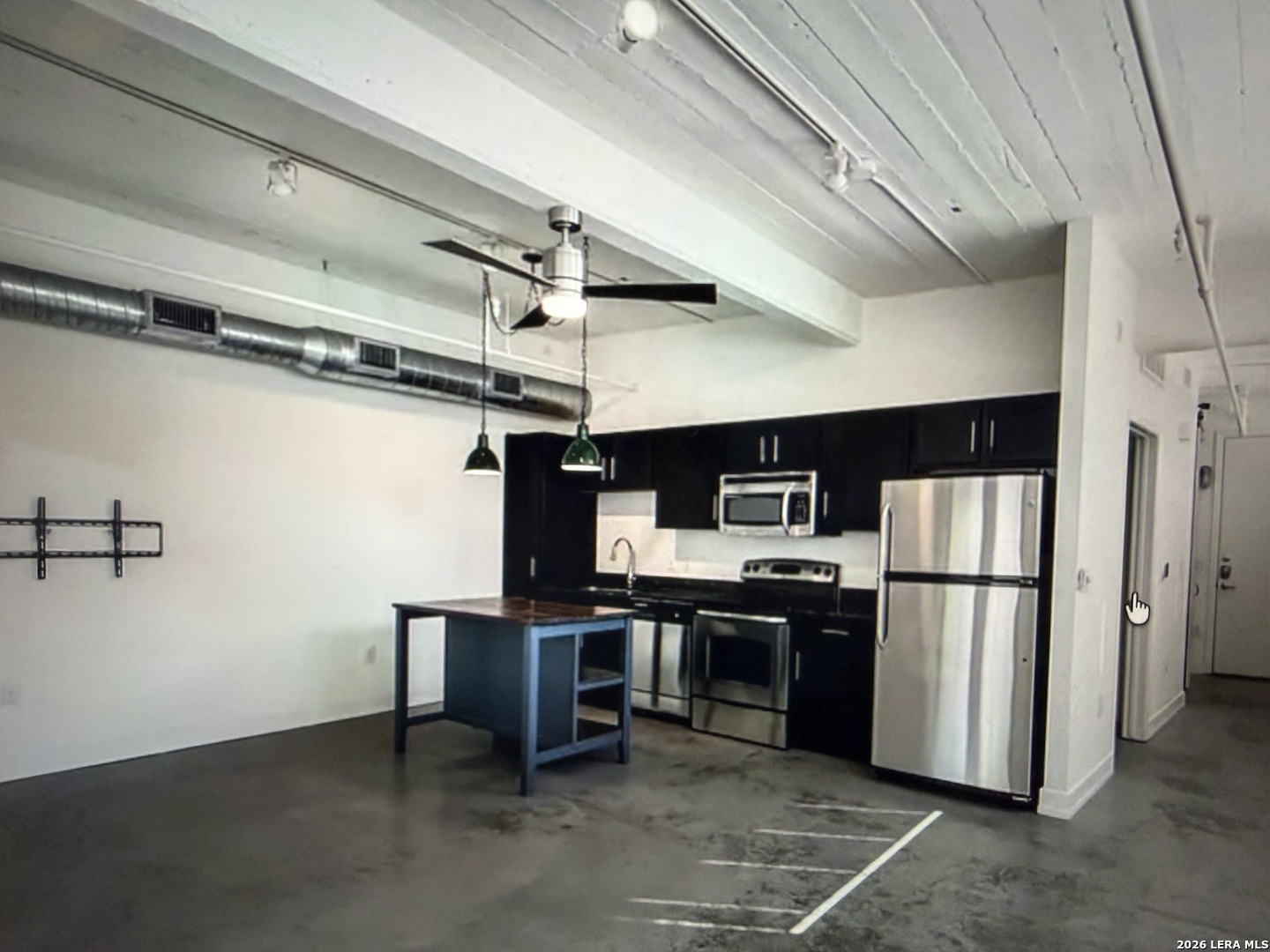 1401 S Flores San Antonio TX 78204