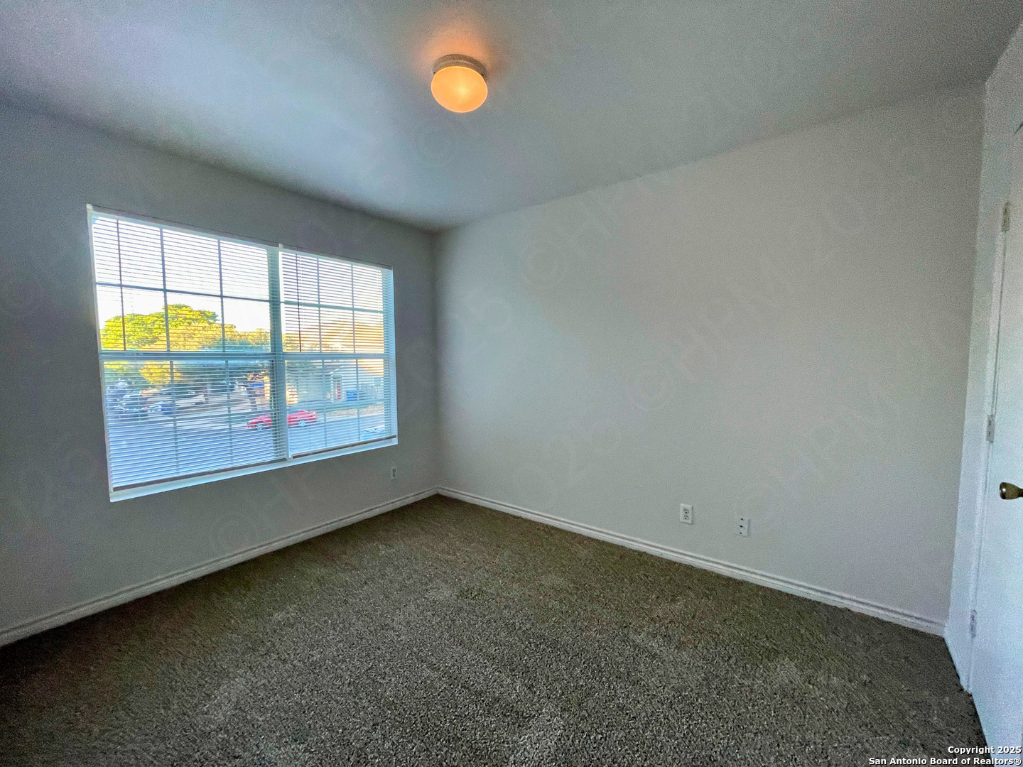 8603 Kingsbury View San Antonio TX 78240