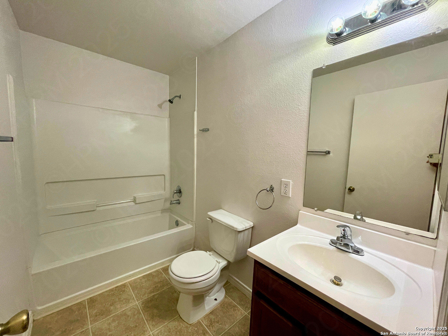 8603 Kingsbury View San Antonio TX 78240