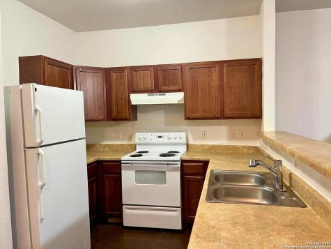 8603 Kingsbury View San Antonio TX 78240