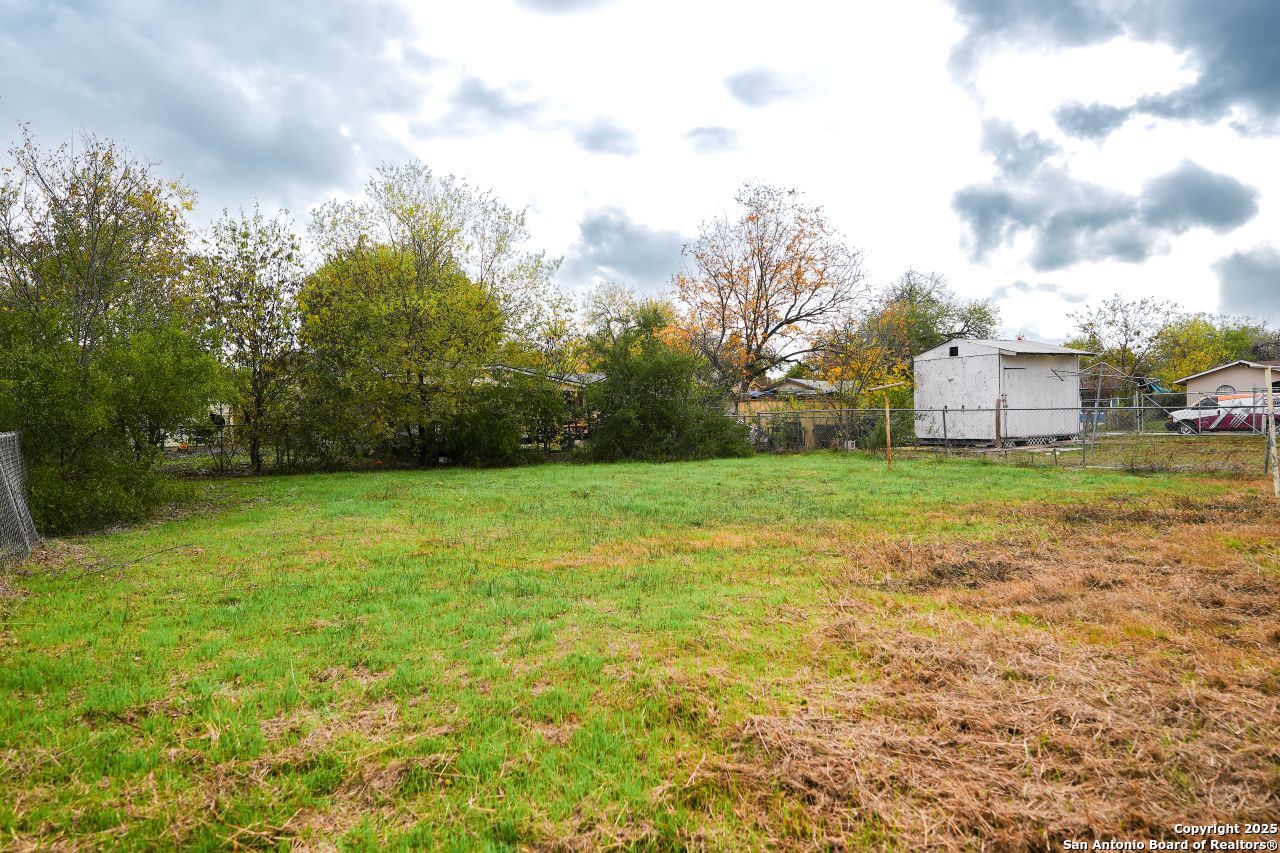 407 Samuel Drive San Antonio TX 78227