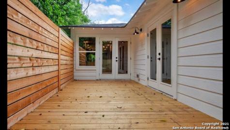 618 E Evergreen Street San Antonio TX 78212