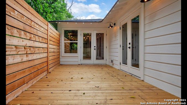 618 E Evergreen Street San Antonio TX 78212