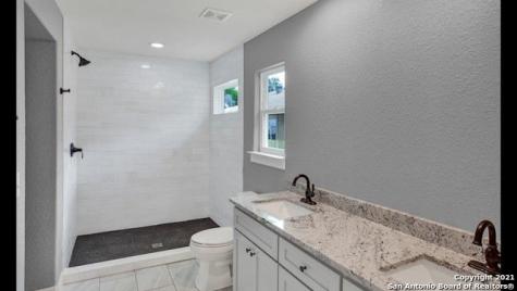 618 E Evergreen Street San Antonio TX 78212