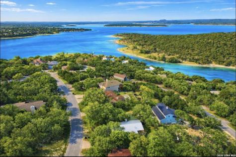520 Lake Forest Canyon Lake TX 78133