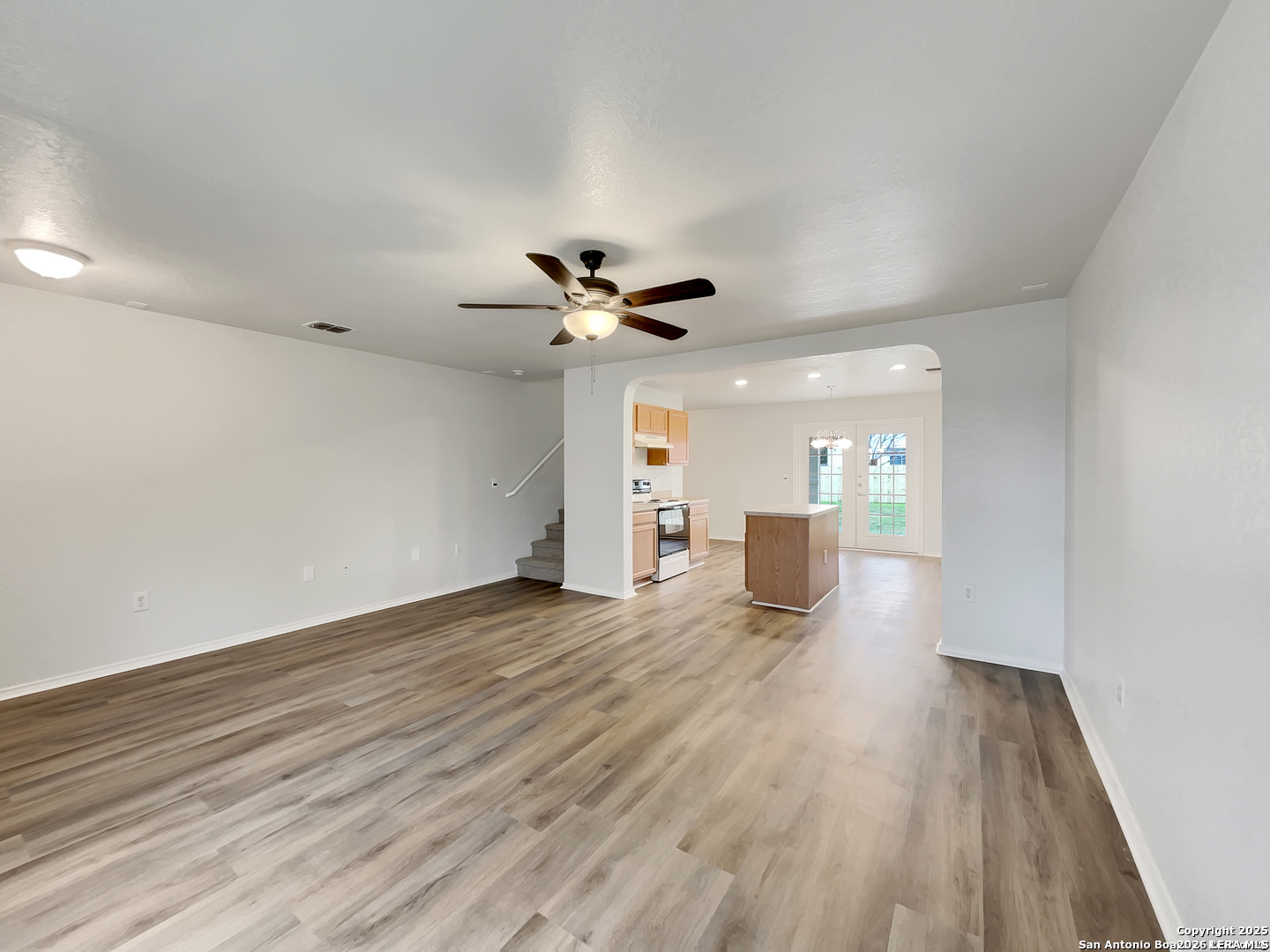 6010 Blossom Bend San Antonio TX 78218
