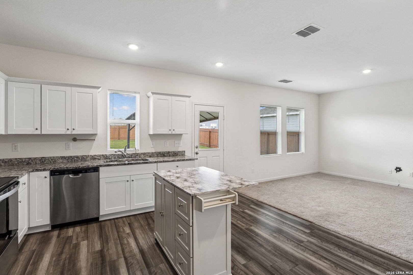 5625 Rowan Ridge Converse TX 78109