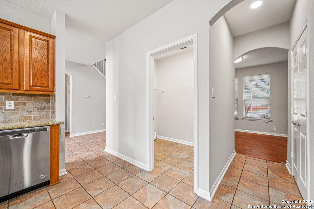 223 Verde Bluff San Antonio TX 78258