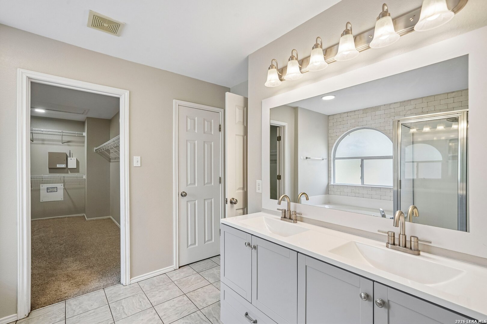 315 Hollow Grove San Antonio TX 78253