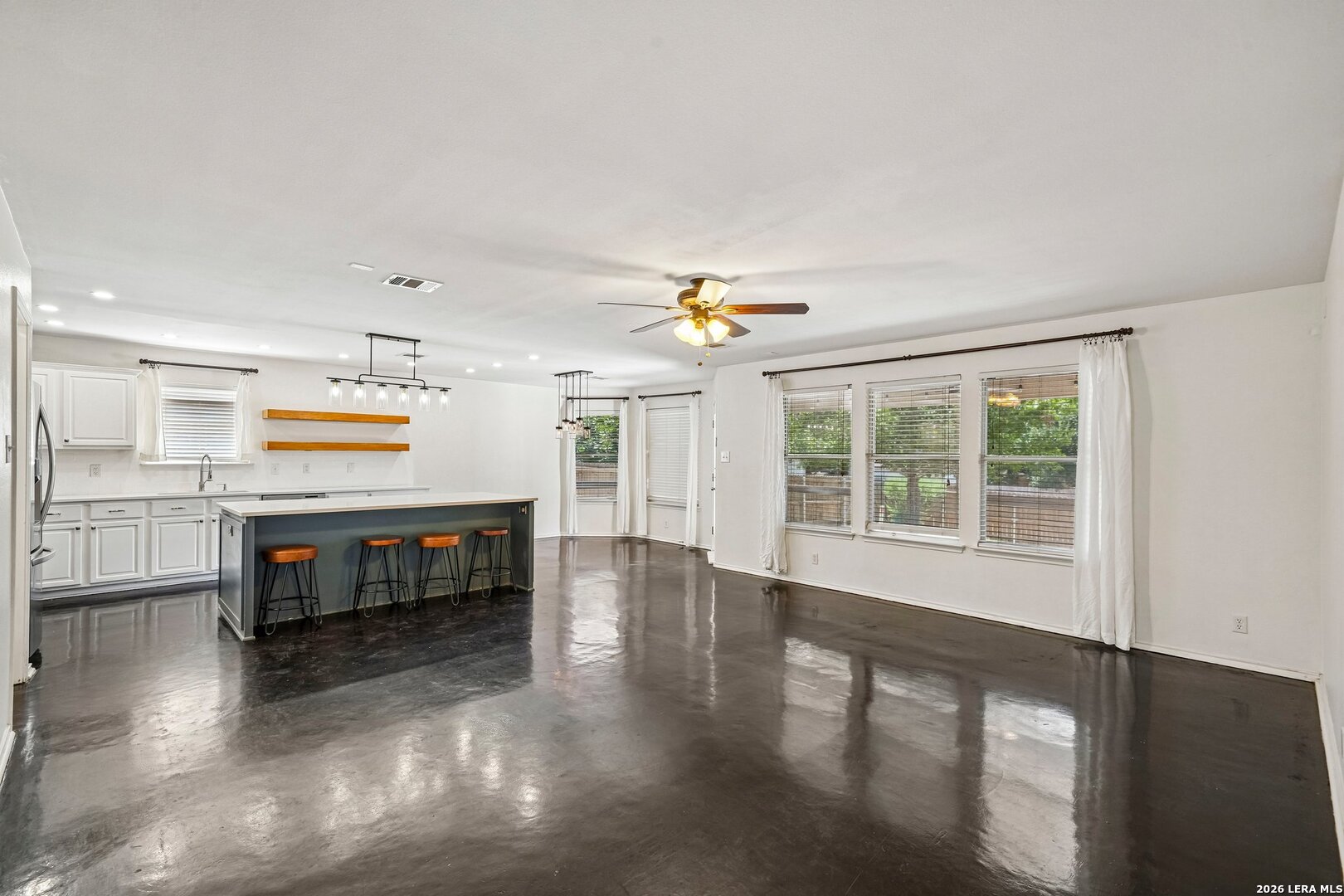 315 Hollow Grove San Antonio TX 78253