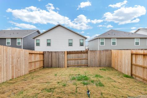 7621 Briarwood Pass San Antonio TX 78252