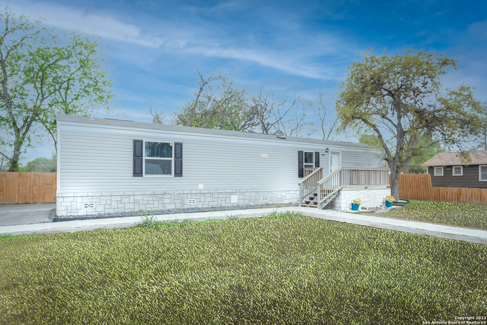 2204 Avenue K Hondo TX 78861