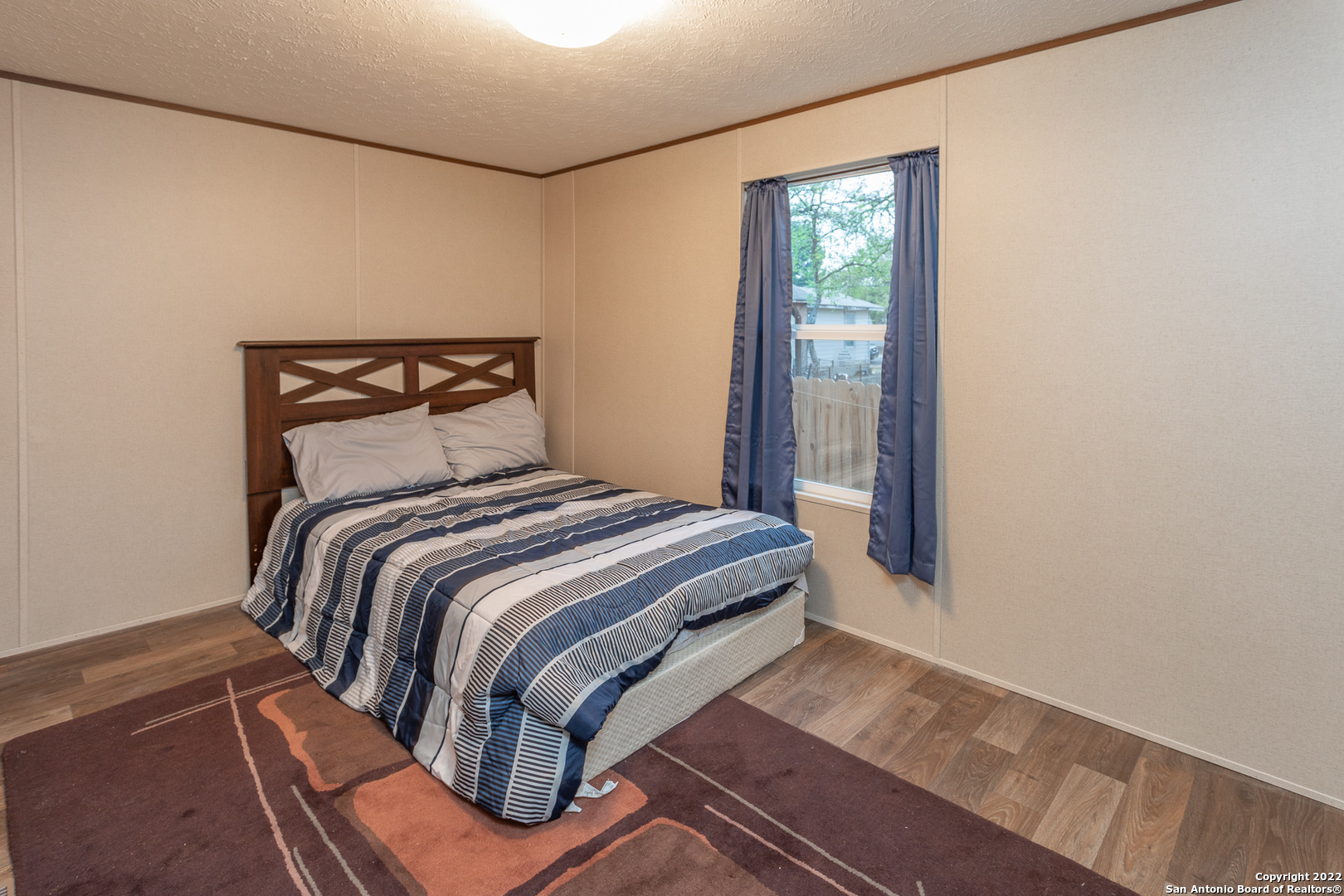 2204 Avenue K Hondo TX 78861